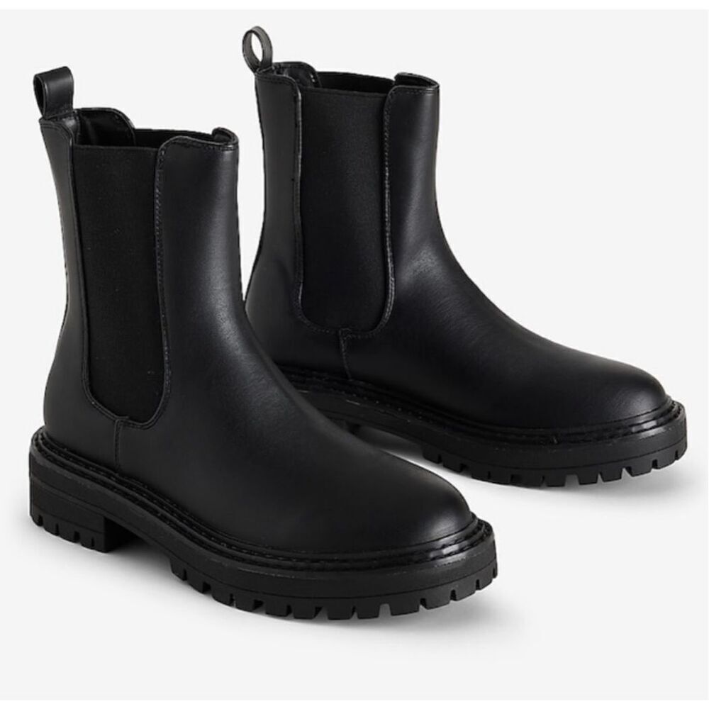 ✨Express Black Gore Lug Sole Ankle Sz 7 Boots✨